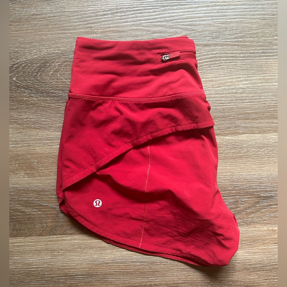 Lululemon Speed-Up Shorts 4” MR (mid-rise) Size 6